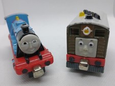 2002 Thomas  Friends Tank Engine Gordon  Toby Diecast Metal Trains Take n Play