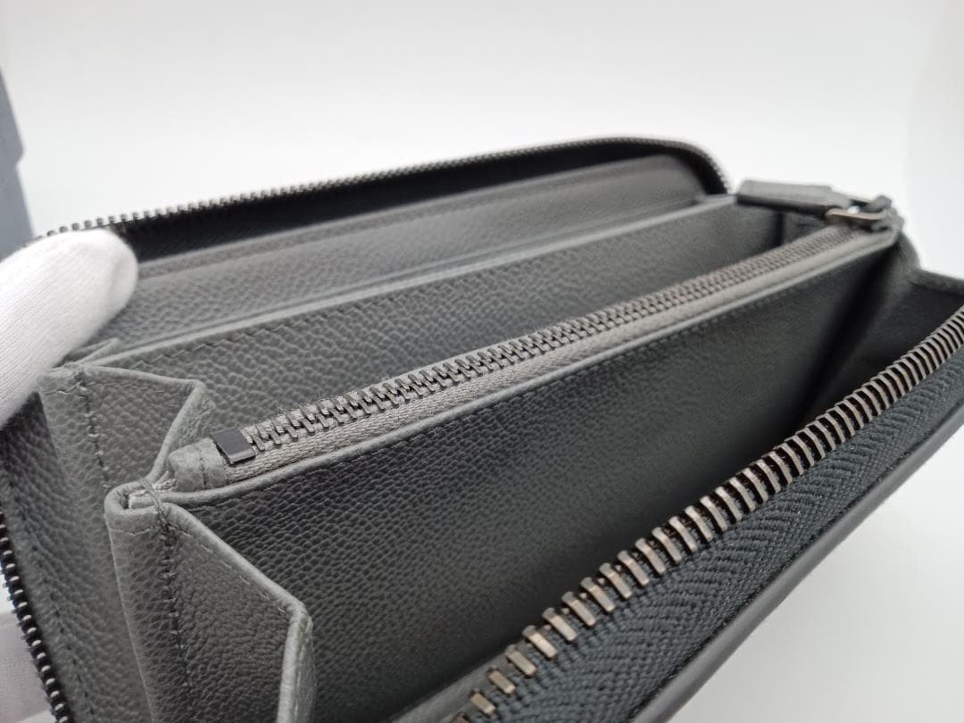 Beautiful Condition Authentic PRADA Long Wallet B… - image 10