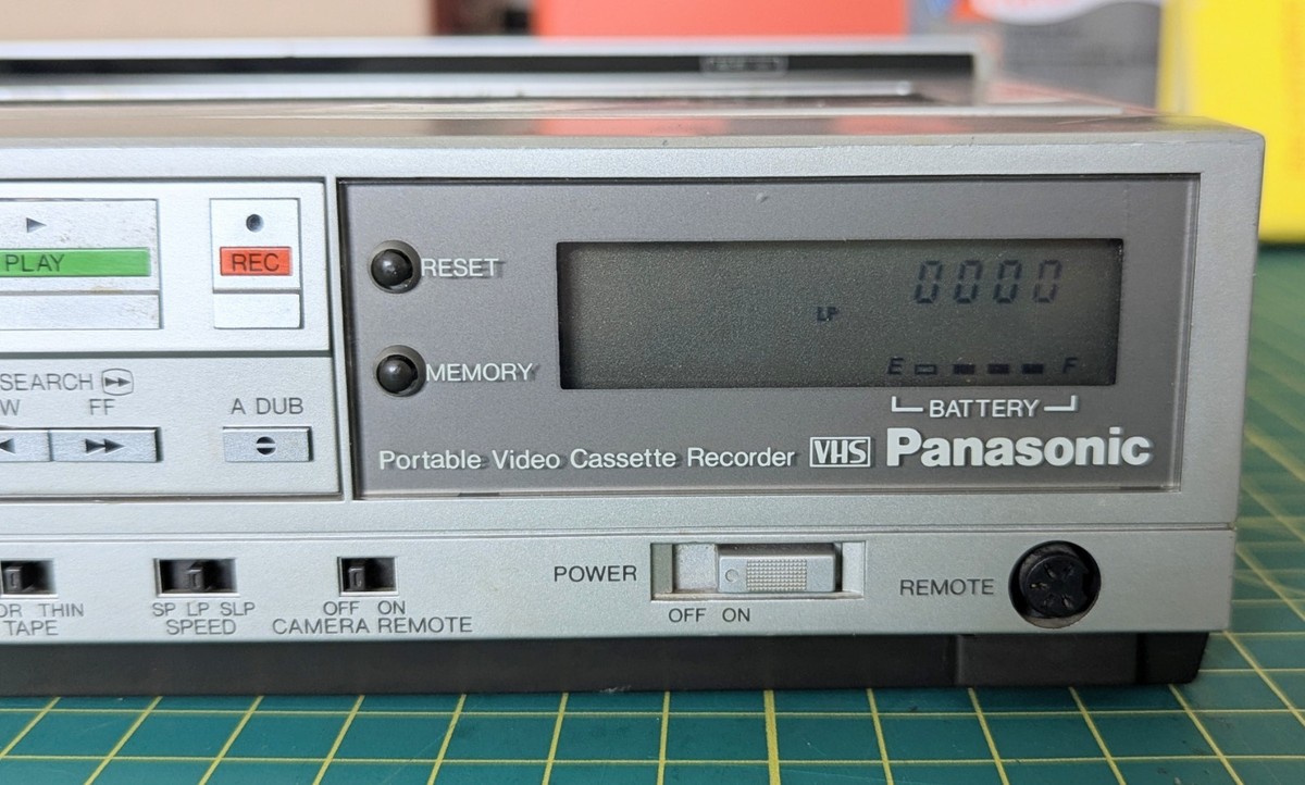 Vintage 1984 Panasonic Omnivision PV-9000 Portable VHS VCR w/ PV