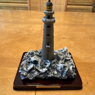 Vintage 1998 Oneida Studios Lighthouse Point Collection Minots Ledge, MA