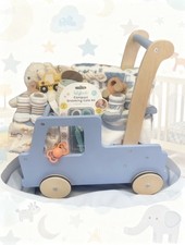 "Mover" baby gift basket