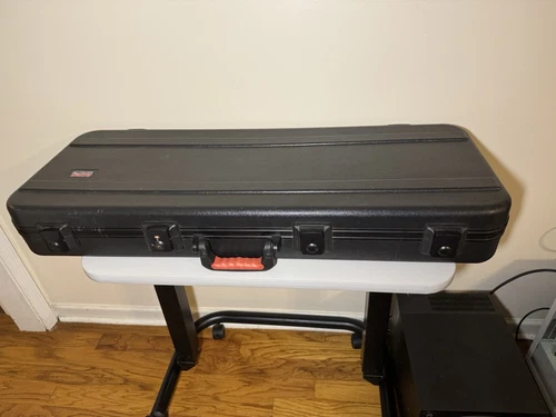 Gator Cases Molded Flight Case for 49-Note Keyboards with TSA Approved Latches