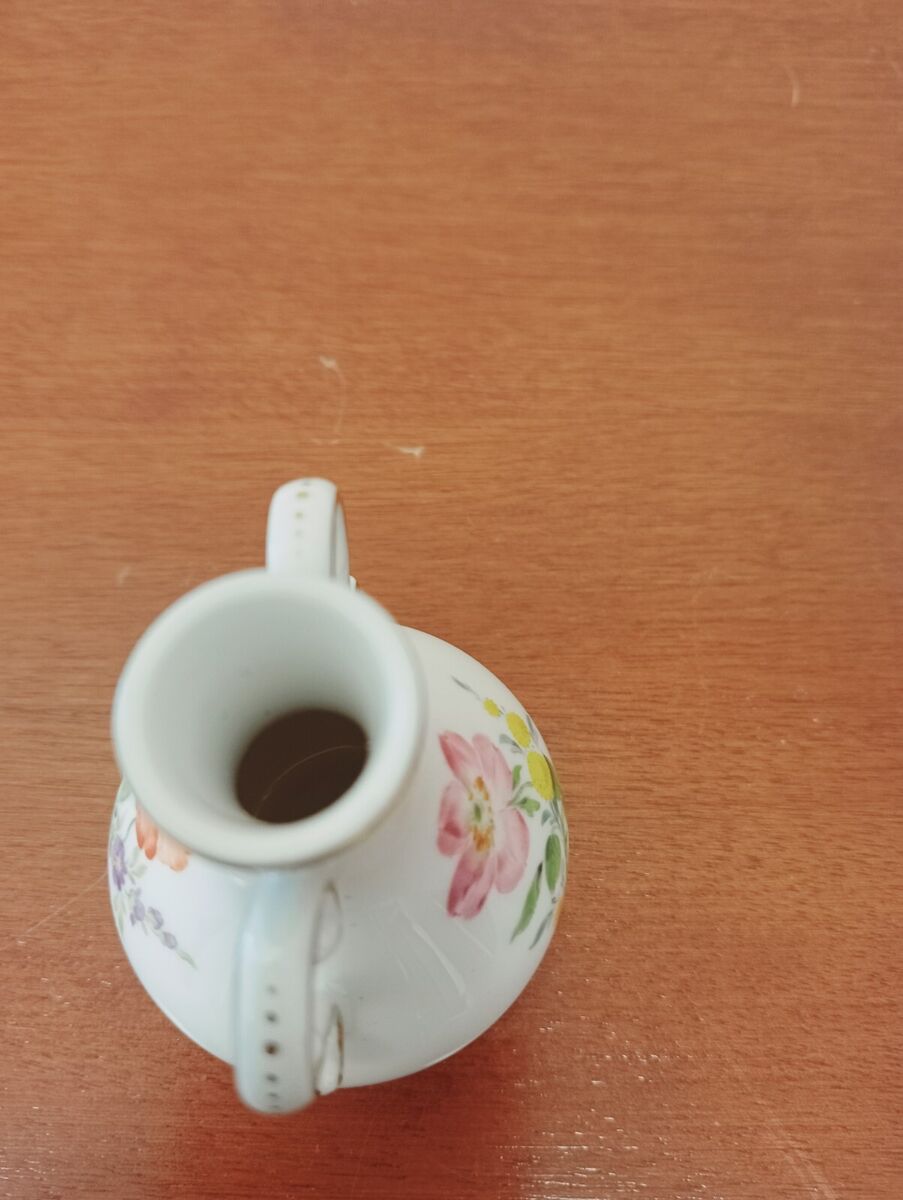 Meissen Miniature Porcelain Perfume Bottle no Stopper 2 1/2 Meissen Miniature Porcelain Perfume Bottle no Stopper 2 1/2