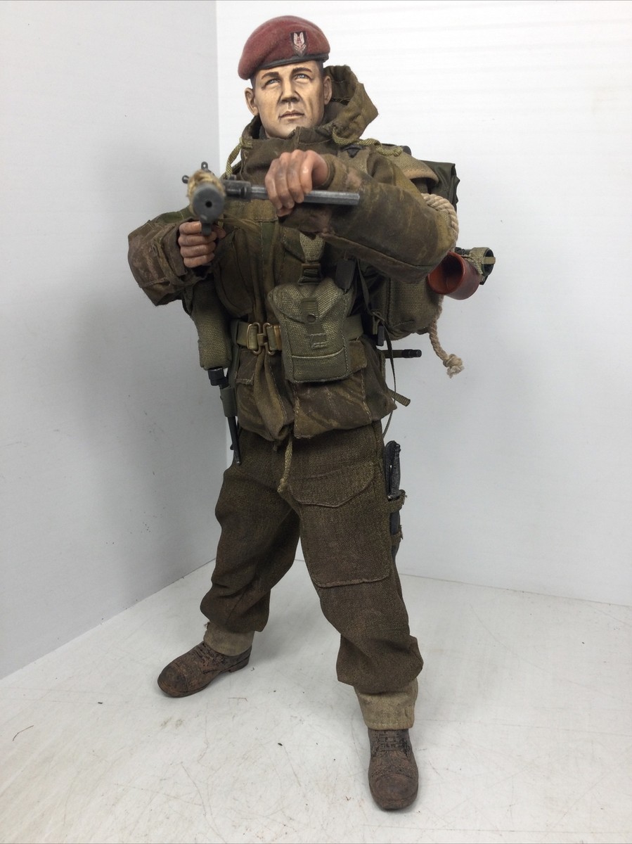 1/6 DRAGON BRITISH SAS SPECIAL FORCES TROOPER STEN WITH