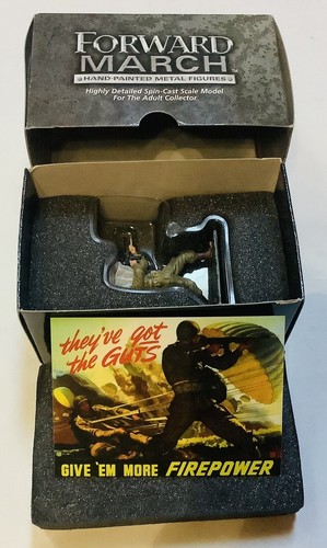 Corgi Forward March Recruits: WWII US Army Figure US59110 Retired New - Picture 5 of 6