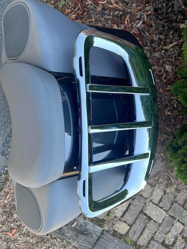 2000-2005? BMW K1200LT REAR TRUNK COMPARTMENT w/ Speakers ~ EXCELLENT - Picture 17 of 23