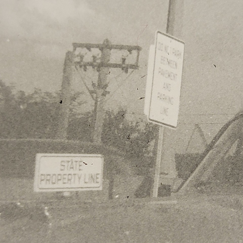Original Vintage Photo Oldsmobile Car Bagnell Dam Lake Of The Ozarks