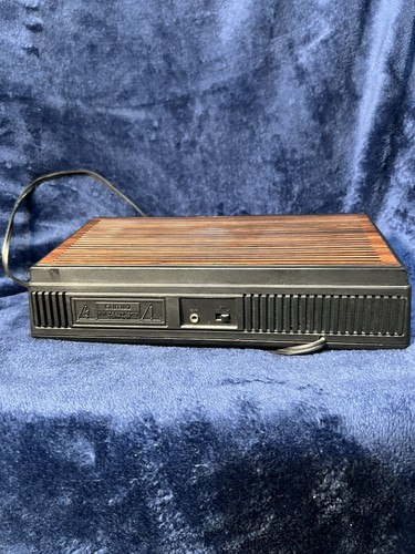 Realistic Chronomatic 267 AM/FM Alarm Clock Radio 12-1575 In Brown Color Working - Picture 4 of 8