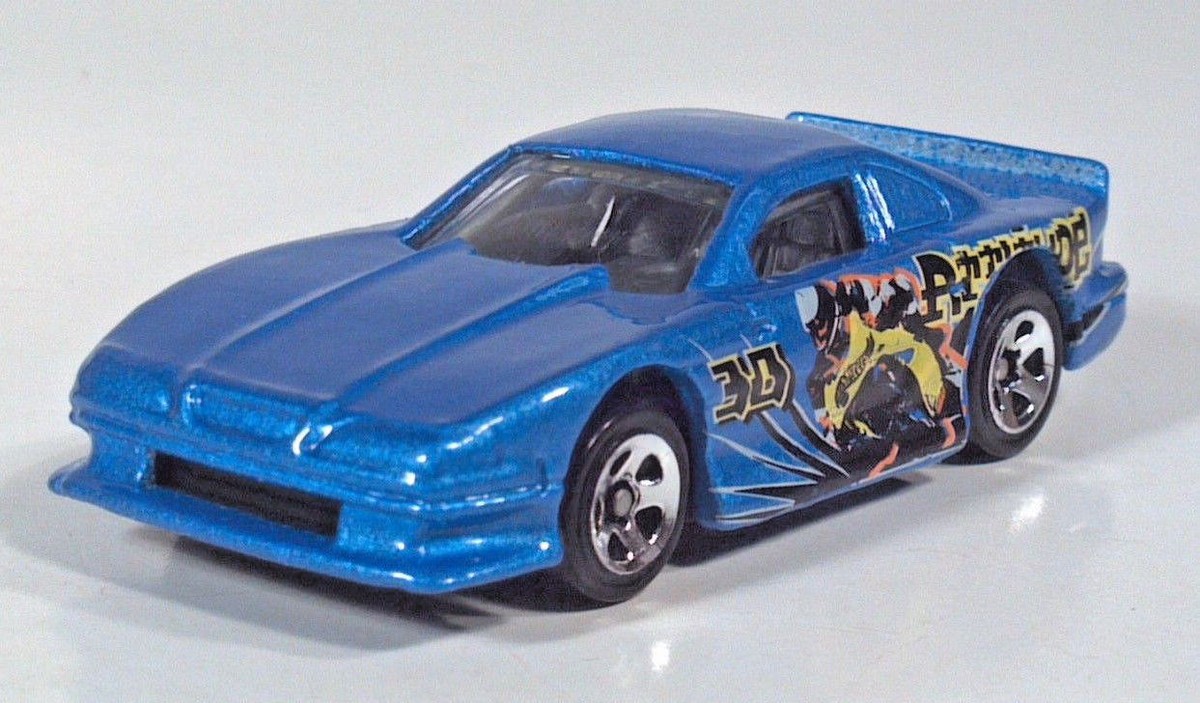 ミニカー Hot Wheels 1998 Mustang Cobra Amazon.com: Hot Wheels Mustang Cobra Black 1998 First
