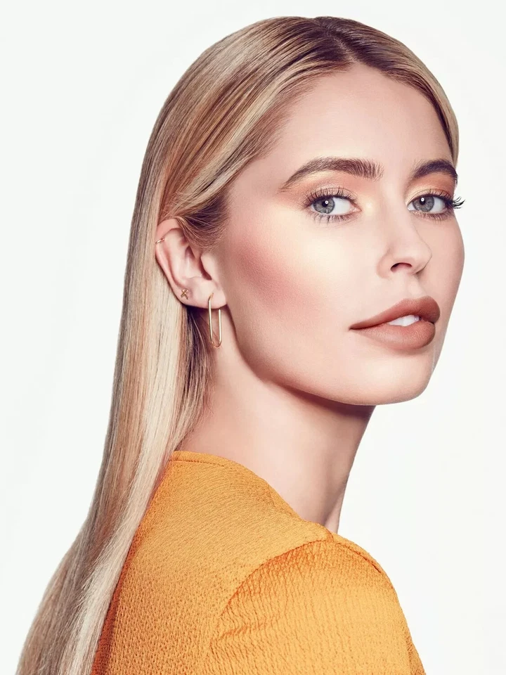 Revlon SUNLIT Dream Highlighting Palette - 002 HIGHLIGHTING PALETTE - Image 3 of 4