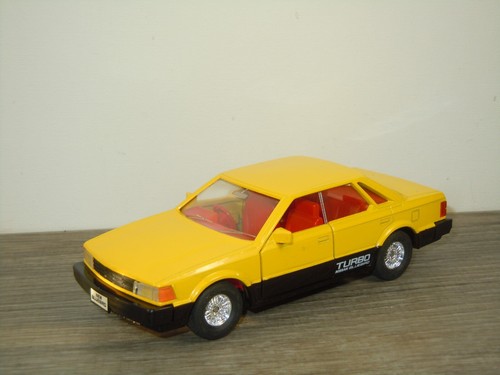 Nissan Bluebird Turbo - Tomica Dandy DJ-012 Japan 1:35 in Box *66147 - Imagen 2 de 5