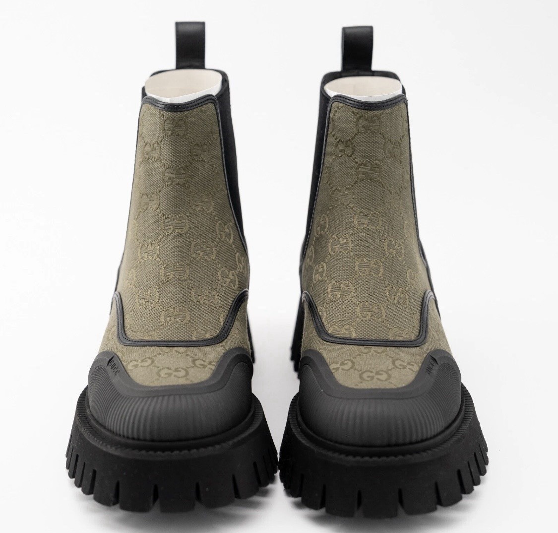 size 9.5G - Gucci Boots Chelsea Green Olive Black Canvas Ankle GG Monogram thumbnail 2