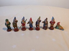 Alte Masse Zwerge/Massefiguren aus dem Erzgebirge - 7 Zwerge + J&auml;ger - ca. 1920