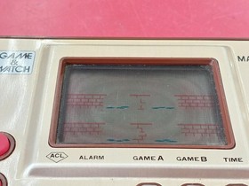 Nintendo Manhole Game & Watch MH-06 Portable Vintage Collectible