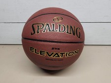 Baloncesto interior/exterior Spalding Elevation 27,5"" talla 5 ~ excelente