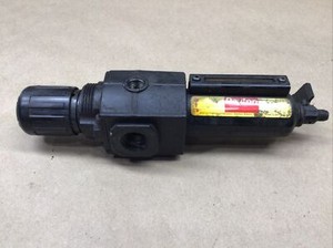 DAYTON 4ZK90 Regulator 1/2 NPT #05J75