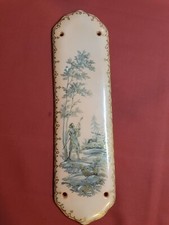 Antyczne okucie drzwi Długi znak Porcelana około / przed 1900 Dekoracja rzymska scena myśliwska 