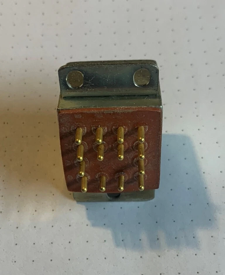 Leach Relay, P/N K-D4A-017, 28VDC or 115/200 VAC 400 Hz, 4 Pole, Double Throw, B - Image 2 of 3