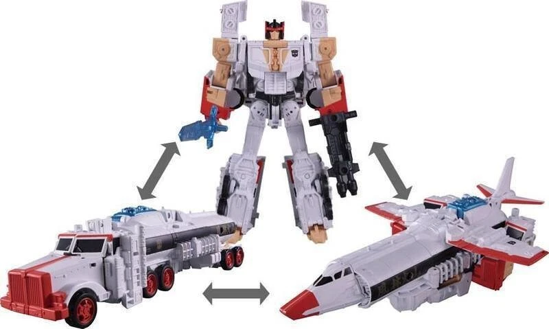 TAKARA TOMY 30TH STREET FIGHTER II x TRANSFORMERS RYU vs VEGA
