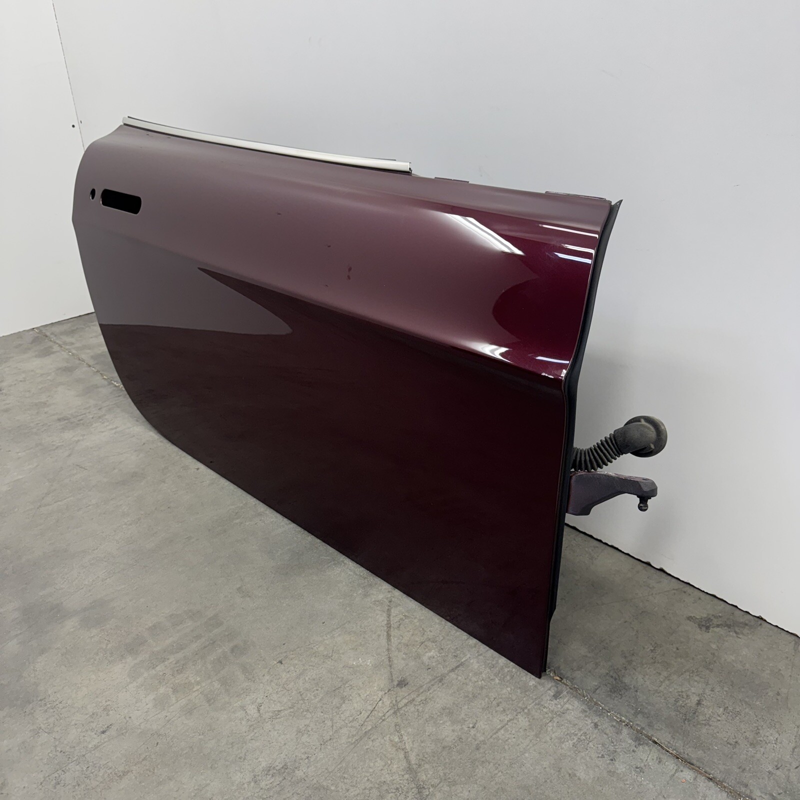 07-17 Aston Martin Vantage Passenger Right Door Shell Merlot Red OEM