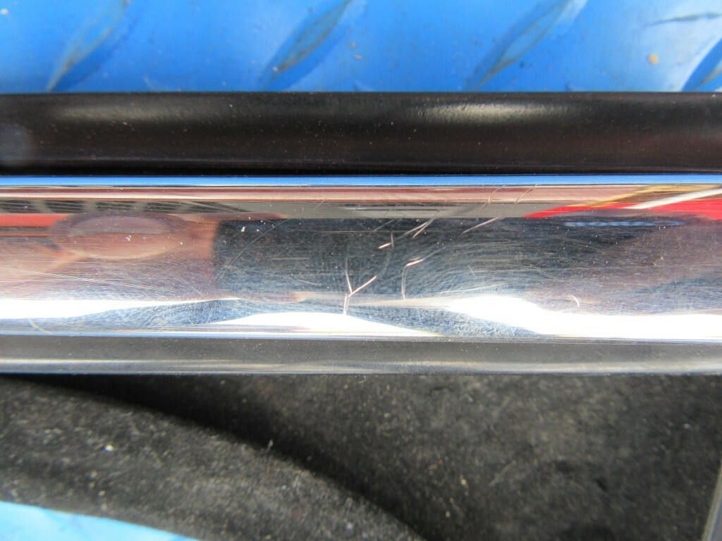 Bentley Flying Spur front door window gasket channel trim #6221