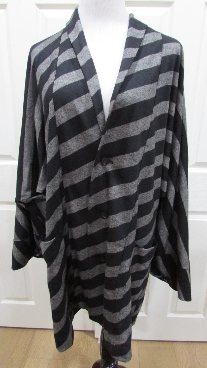 ISSEY MIYAKE VINTAGE PLANTATION BLACK/GRAY STRIPED WOOL SAMURAI COAT/JKT SIZE L