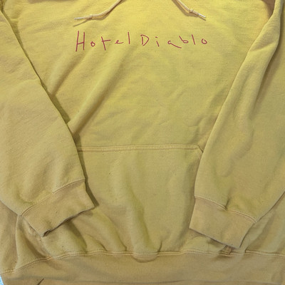 Sweat à Capuche Anniversaire Machine Gun Kelly Hotel Diablo - Tailles S à 5XL - Personnalisable, Neuf Avec étiquettes