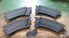 Tyco Ho Scale Slot car Track 8 pieces of B- 5847 1/8 Banked curves No damage 
