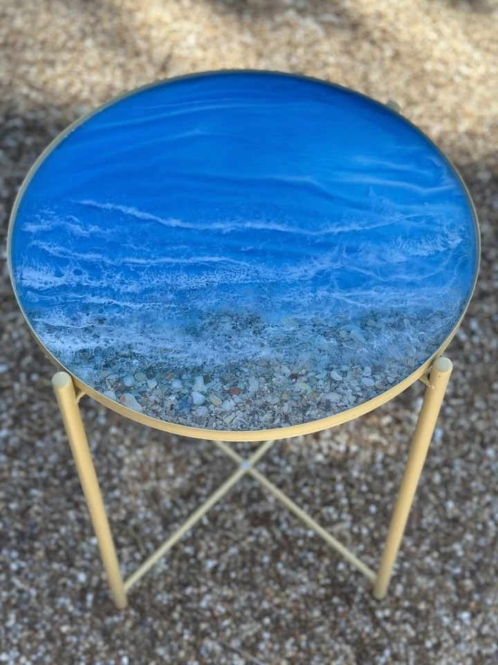 Mesa de resina epoxi en estilo náutico Foto 2 de 4