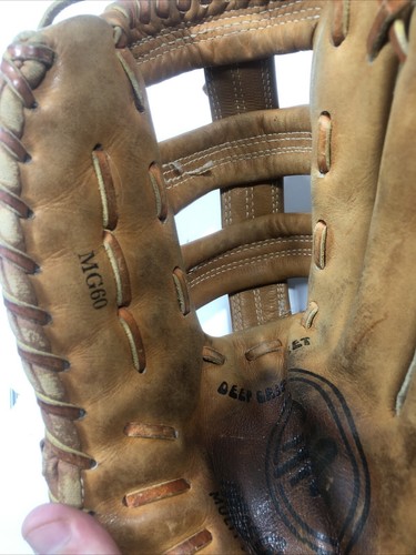 MacGregor MG60 Full Grain Steerhide Big Mac Baseball Glove Right Hand Throw - Picture 7 of 7