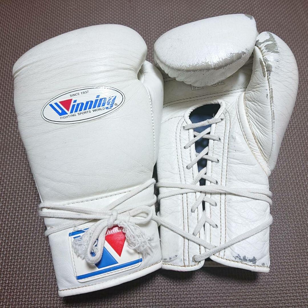 Winning Boxing Gloves 12oz White MS-400 Lace-up type from