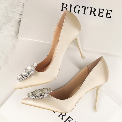 Scarpe da sposa decolte donna verdi raso punta strass tacco nuove - Foto 46 di 59