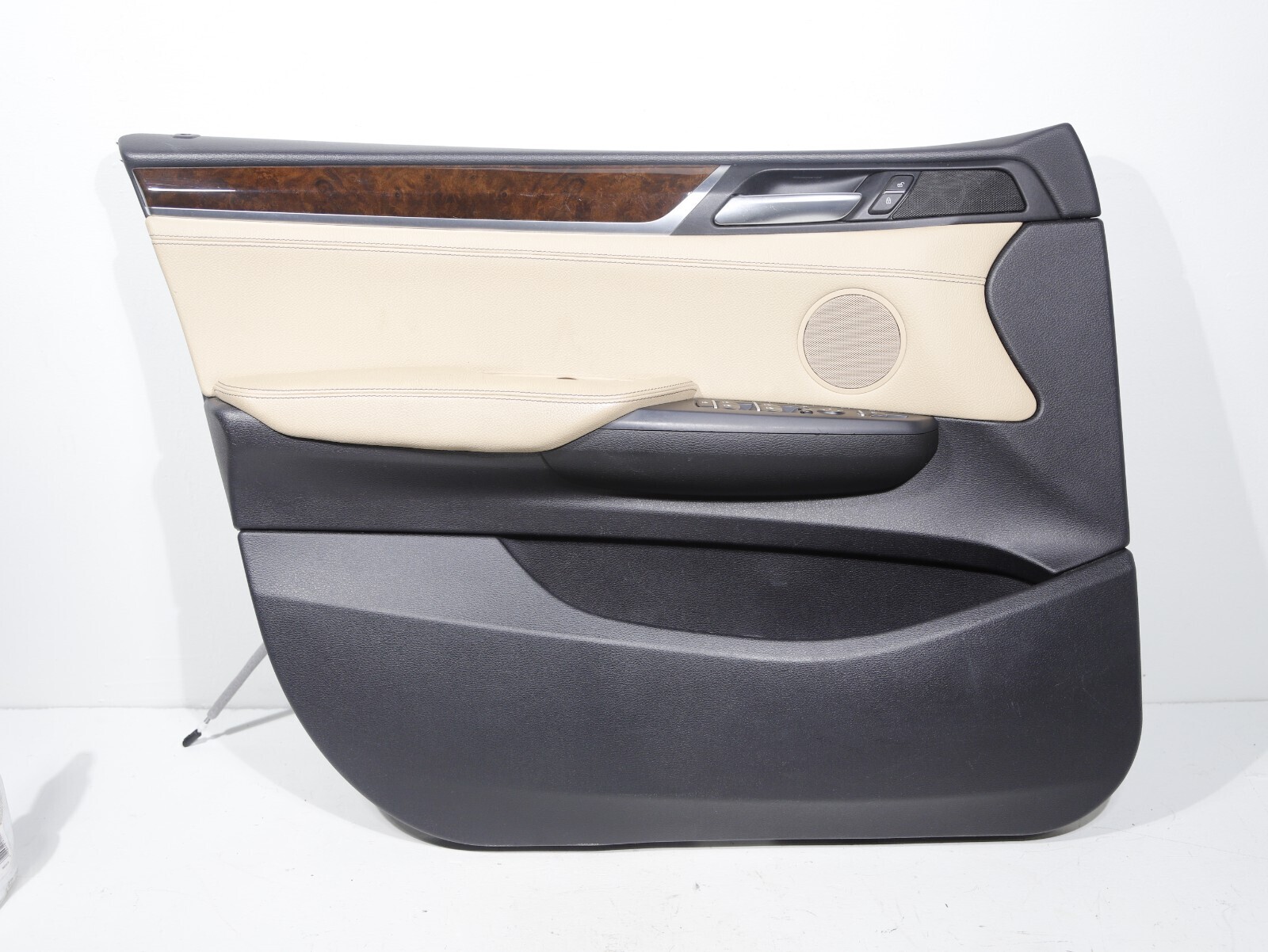 2011-2017 BMW X3 F25 FRONT LEFT INTERIOR DOOR PANEL TRIM COVER NEVADA BEIGE OEM