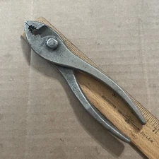 Vintage 6-1/2" Unbranded SLIP JOINT PLIERS WITH WIRE CUTTER ! See Photos !