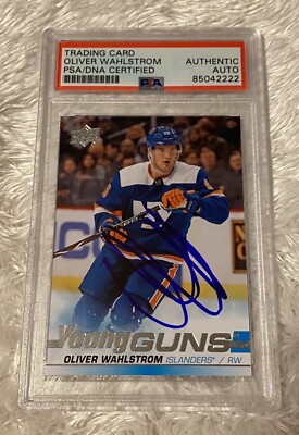 OLIVER WAHLSTROM SIGNED 2019-20 UD YOUNG GUNS PSA AUTO NEW YORK ISLANDERS