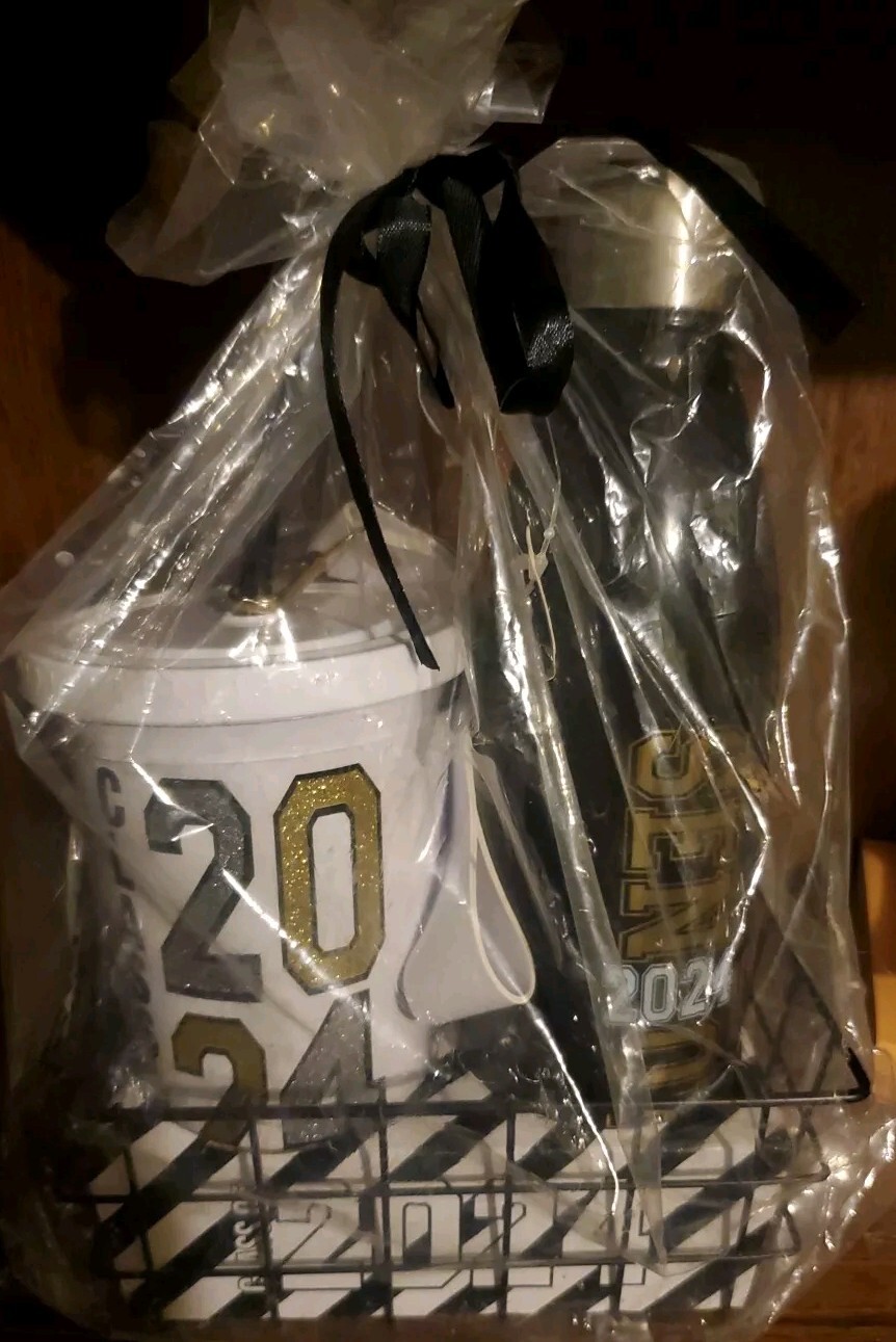 Class Of 2024 Gift set - Cup W/Straw, Water Bottle, Decor Tr