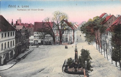 862990) AK Marktplatz mit Holzer Strasse Alfeld Leine Ldkrs. Hildesheim gel.1920