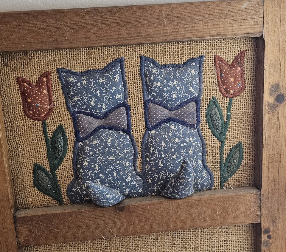 Vtg Adorable County/Burlap Push Pin Board - Image 2 of 4