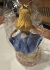 Signed By Artist! WDCC Alice in Wonderland Who R U? Properly Polite 1210981. — photo 8