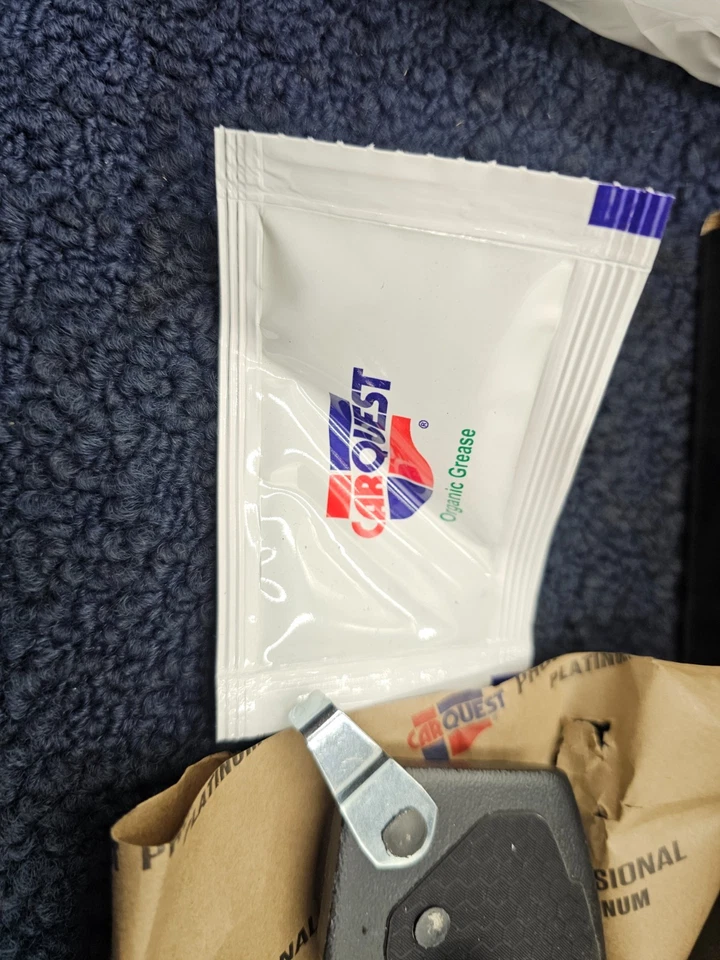 PXD370H Platinum Disc Brake Pad Fits 2002 Chevrolet Express 2500 - Image 3 of 4