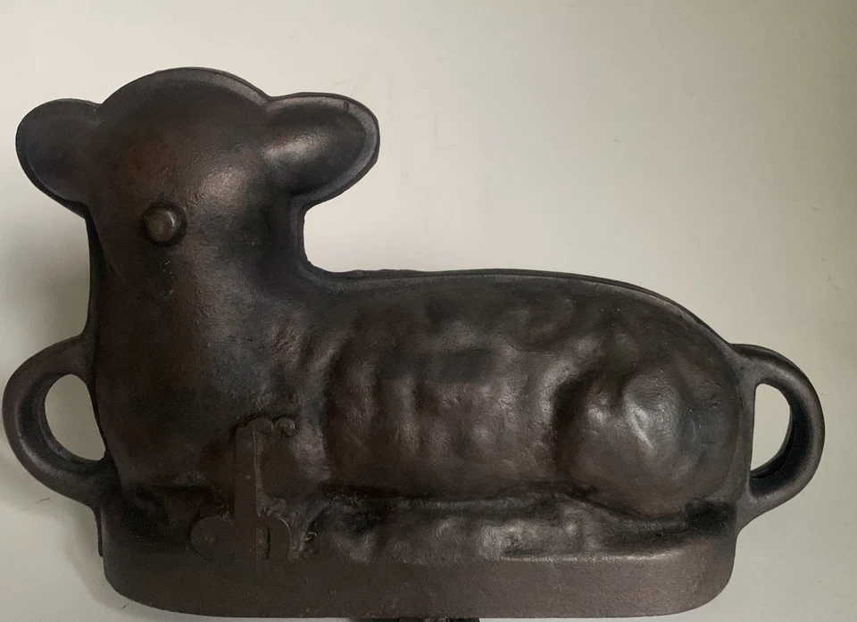 Antik Gusseisen Backform Osterlamm Carl Herzog Lammform Deko Sammler 5,3 kg - Bild 4 von 4