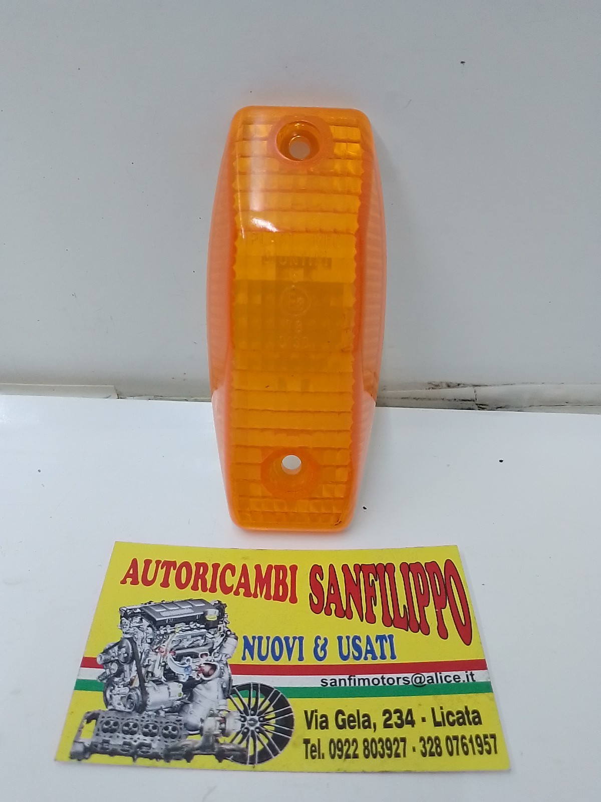 Foto 1 di 9