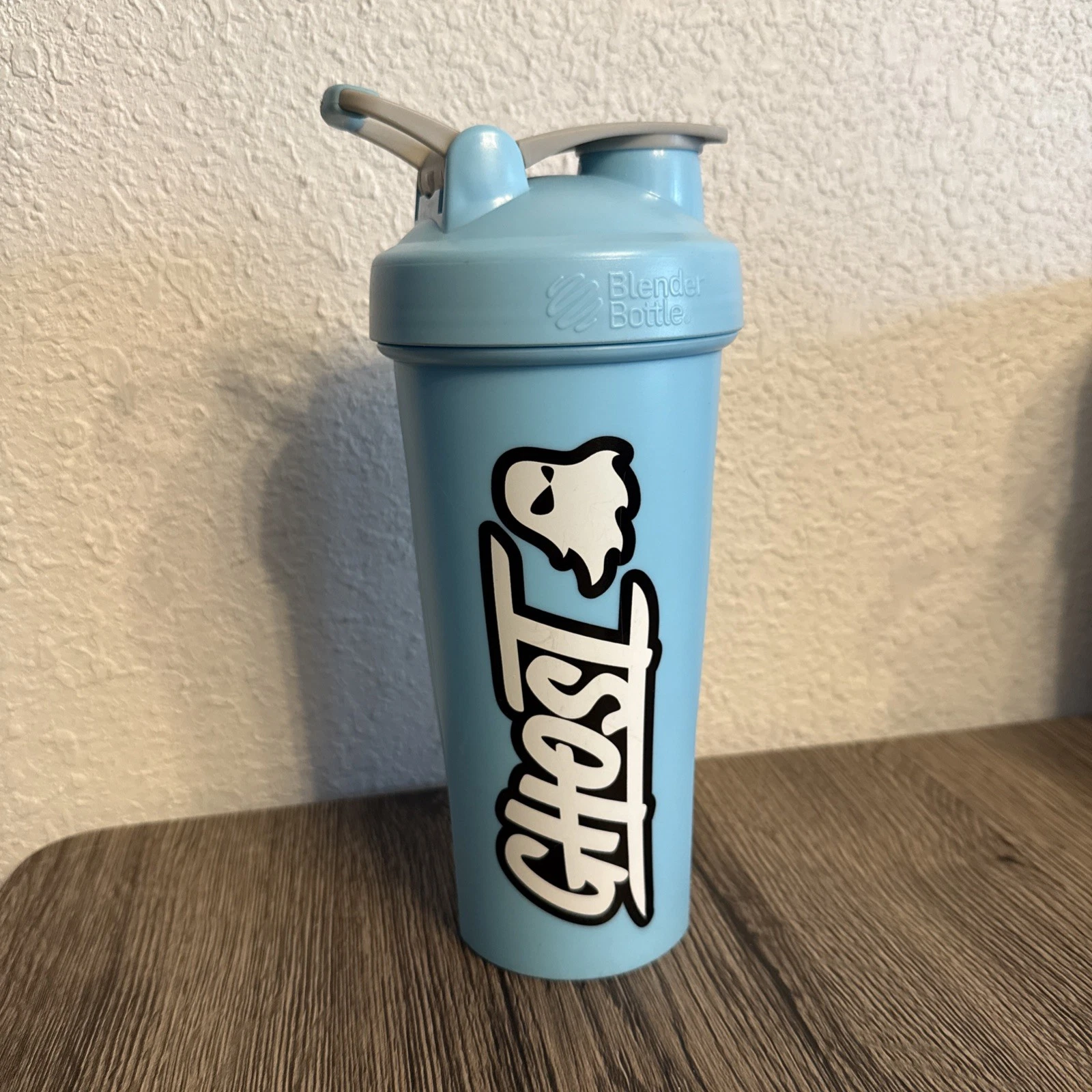 Ghost Lifestyle Baby Blue Protein Shaker Blender Cup Bottle Powder Supplement
Opens in a new window 