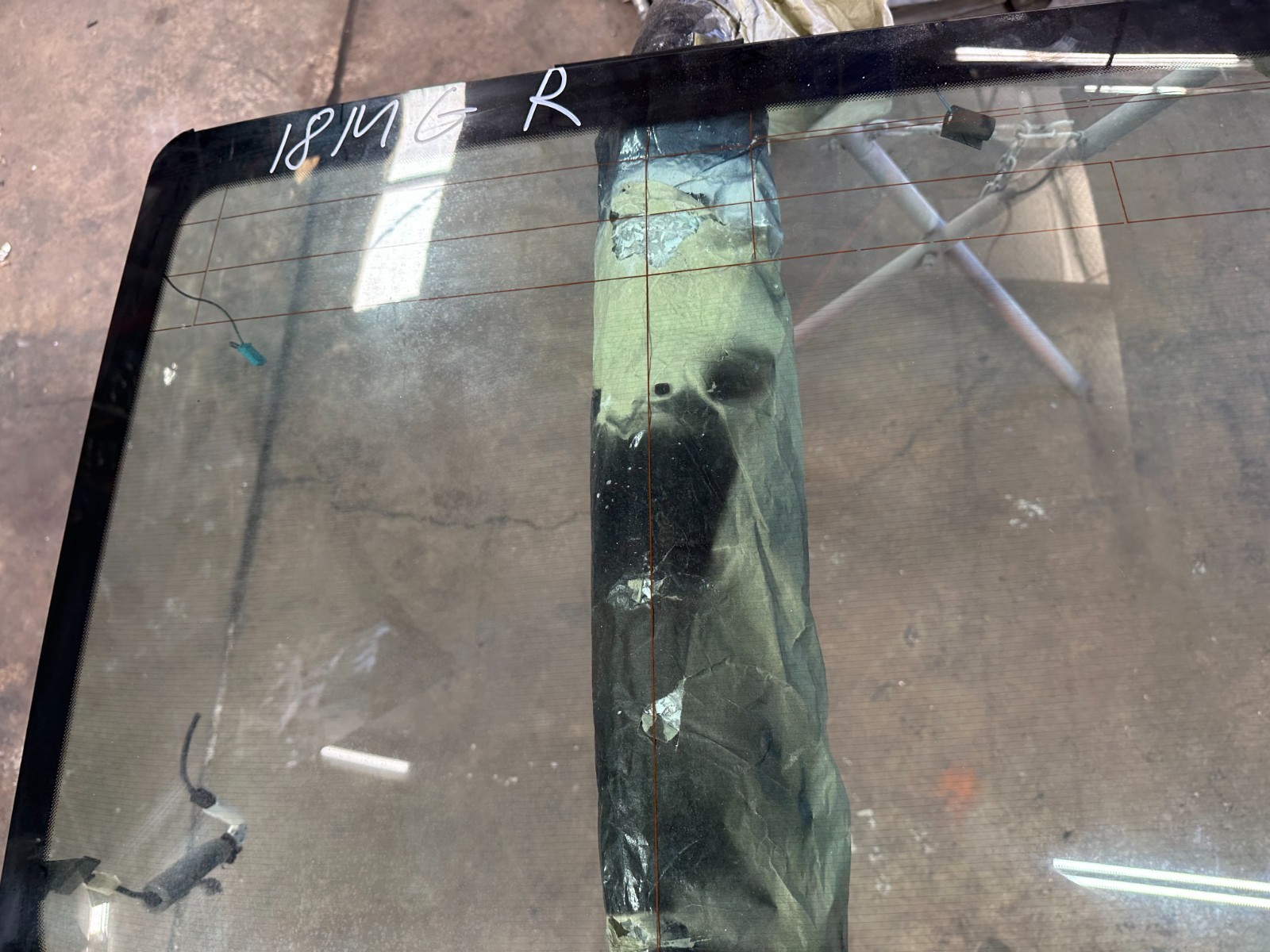 14-20 MASERATI GHIBLI - REAR BACK WINDOW GLASS OEM
