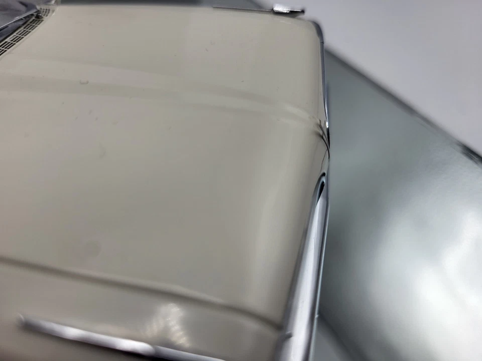 DANBURY MINT 1959 PONTIAC BONNEVILLE CONVERTIBLE **RARE/HAS ISSUES/READ DESCRIPT - Image 4 of 4