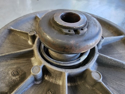 10 - 12 RZR 800  Polaris DRIVEN CLUTCH ASSEMBLY   1322875 - Picture 9 of 9