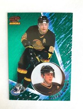 1998 Pacific Invincible Emerald Photocell   PAVEL BURE    #140   read