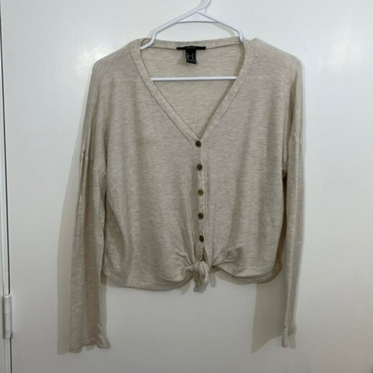 Forever 21 Crop Top Long Sleeve V-Neck Button Tie Front Color: Cream,  Medium