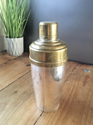 FRANZÖSISCHER ANTIKER ART DECO STUFEN MESSING VERSILBERT COCKTAIL SHAKER BAR SCHRANK