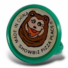 VERY RARE: 1980's Showbiz Pizza - “BILLY BOB PRIZE RING” (Green) - HTF 🌟